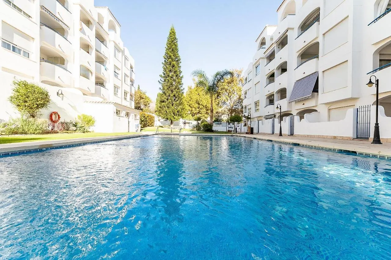 Luminoso Apartamento Con Terraza, Jardin Y Piscina. Apartment Benalmadena Spain