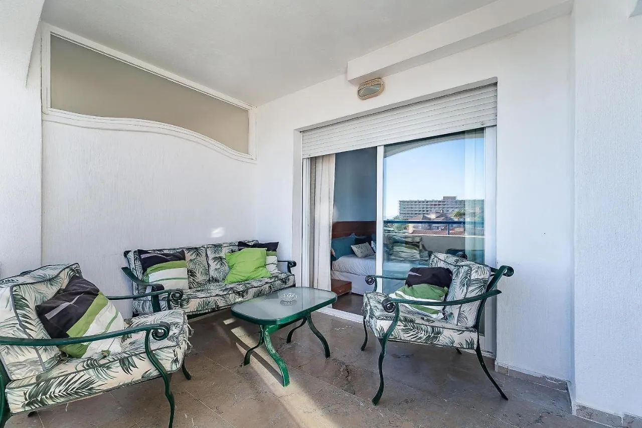 Luminoso Apartamento Con Terraza, Jardin Y Piscina. Apartment Benalmadena