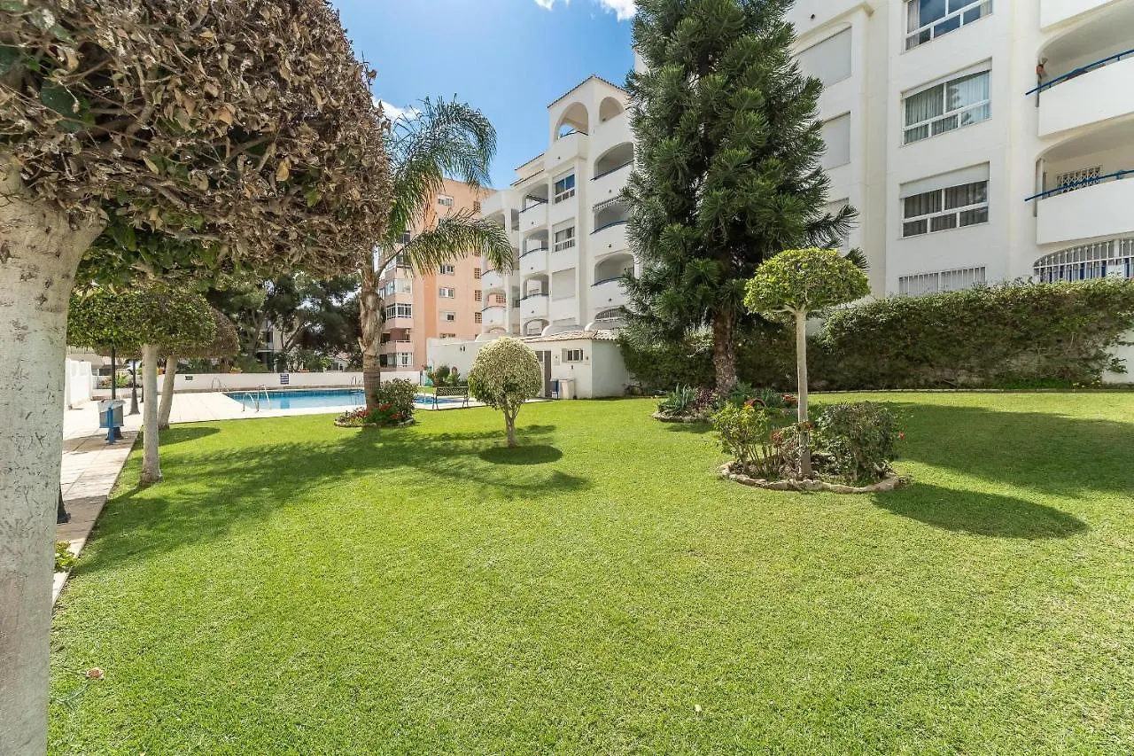 Luminoso Apartamento Con Terraza, Jardin Y Piscina. Apartment Benalmadena