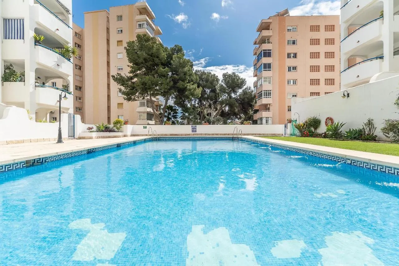 Luminoso Apartamento Con Terraza, Jardin Y Piscina. Apartment Benalmadena 0*,  Spain